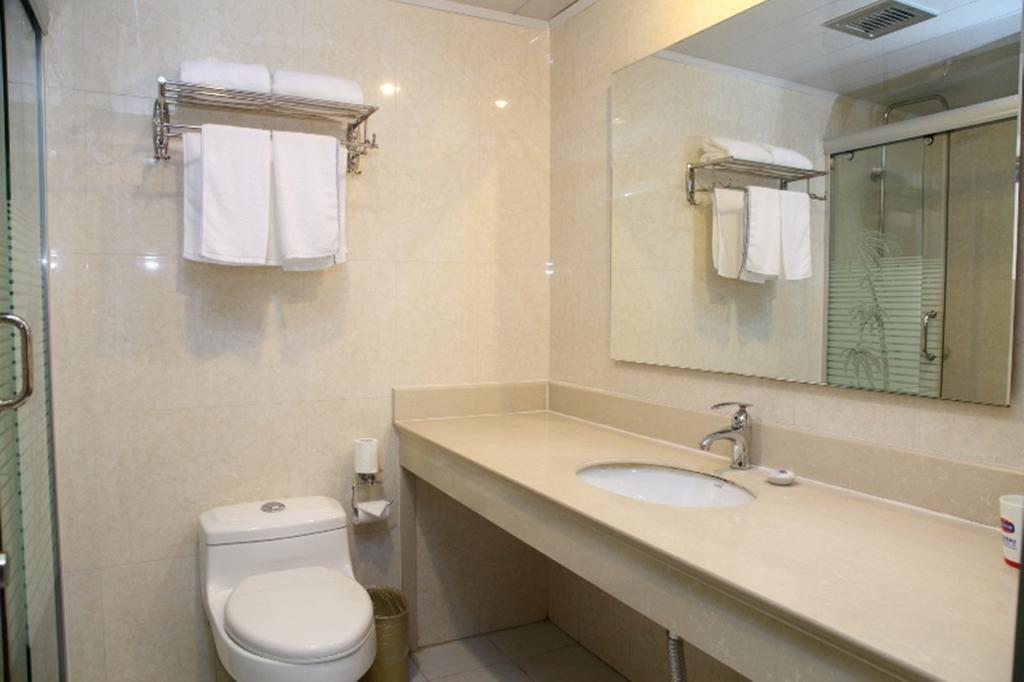 Hotel Greentree Nanqiao Middle Renmin Road Express