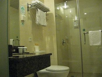 Hotel Greentree Nanqiao Middle Renmin Road Express Shanghai